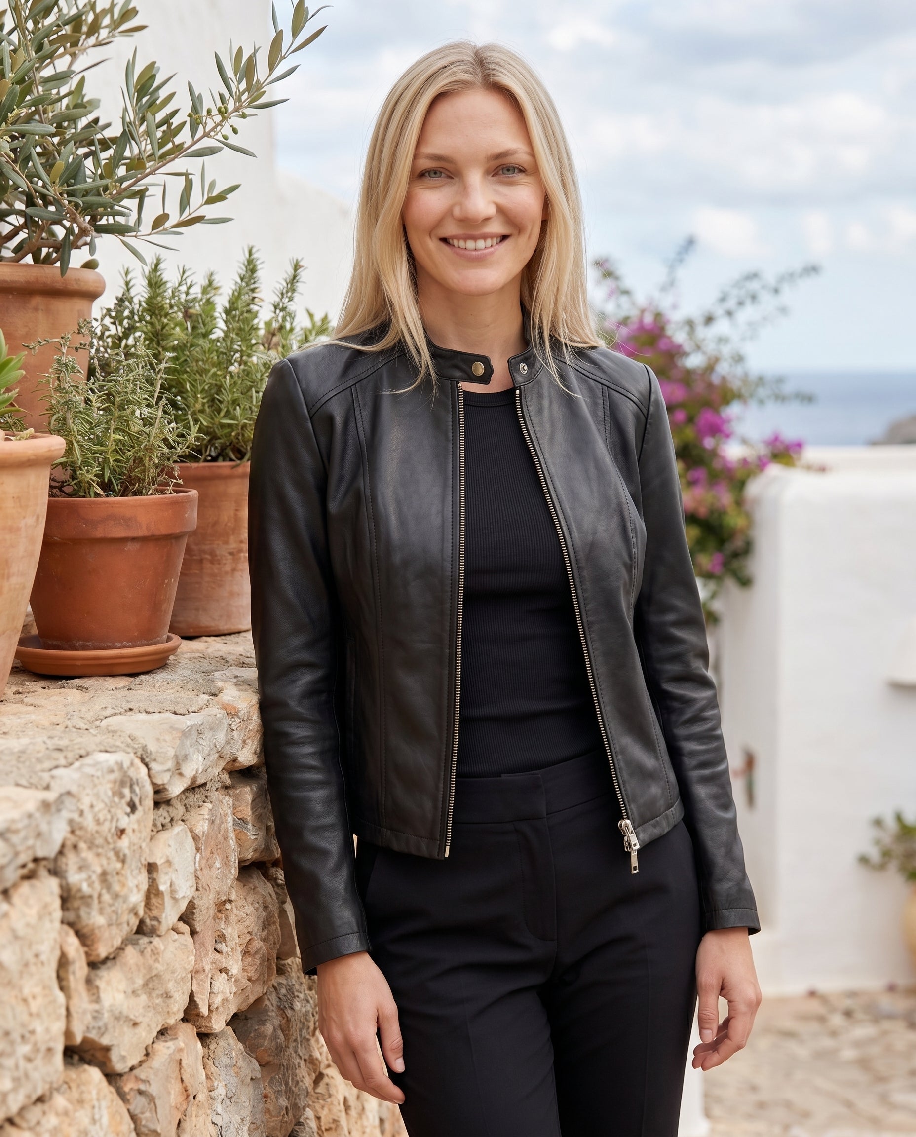 Penelope - Stylish Fitted Leather Jacket