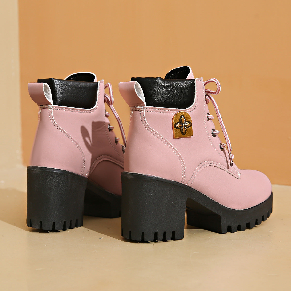 Combat Boots Dames Waterdicht – Veterlaarzen met Blokhak & Grove Zool