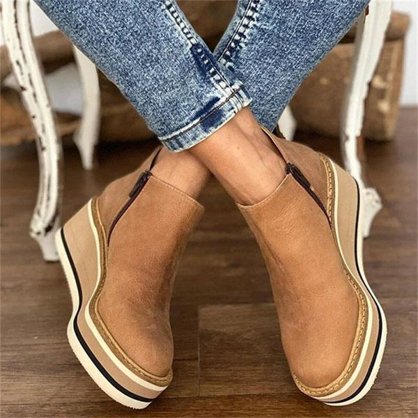 Plateau Chelsea Boots Dames – Instap Enkellaarzen met Dikke Zool