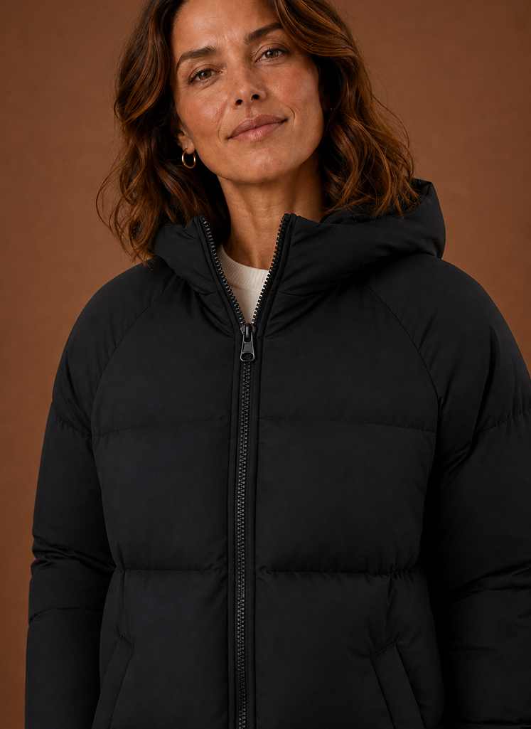 Zwarte pufferjas dames met capuchon – afbeelding 4