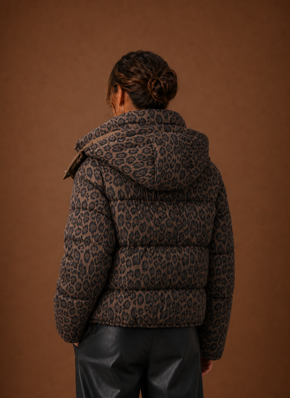 Pufferjas dames met luipaardprint – afbeelding 3