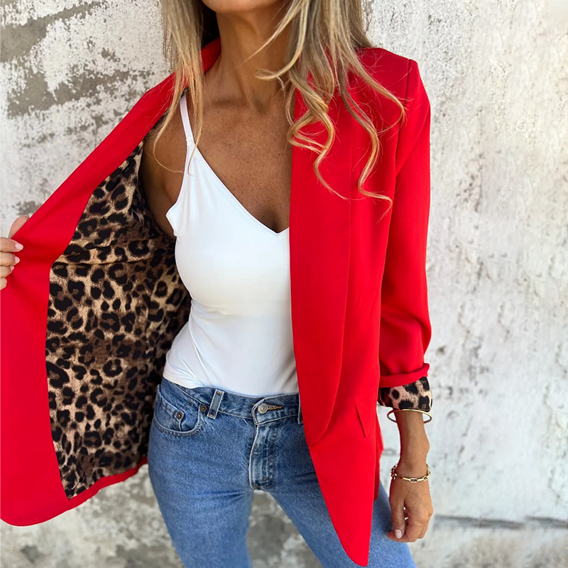 Blazer Dames Getailleerd – Stijlvol Model met Knopen